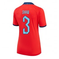 Camiseta Inglaterra Luke Shaw #3 Visitante Equipación para mujer Mundial 2022 manga corta